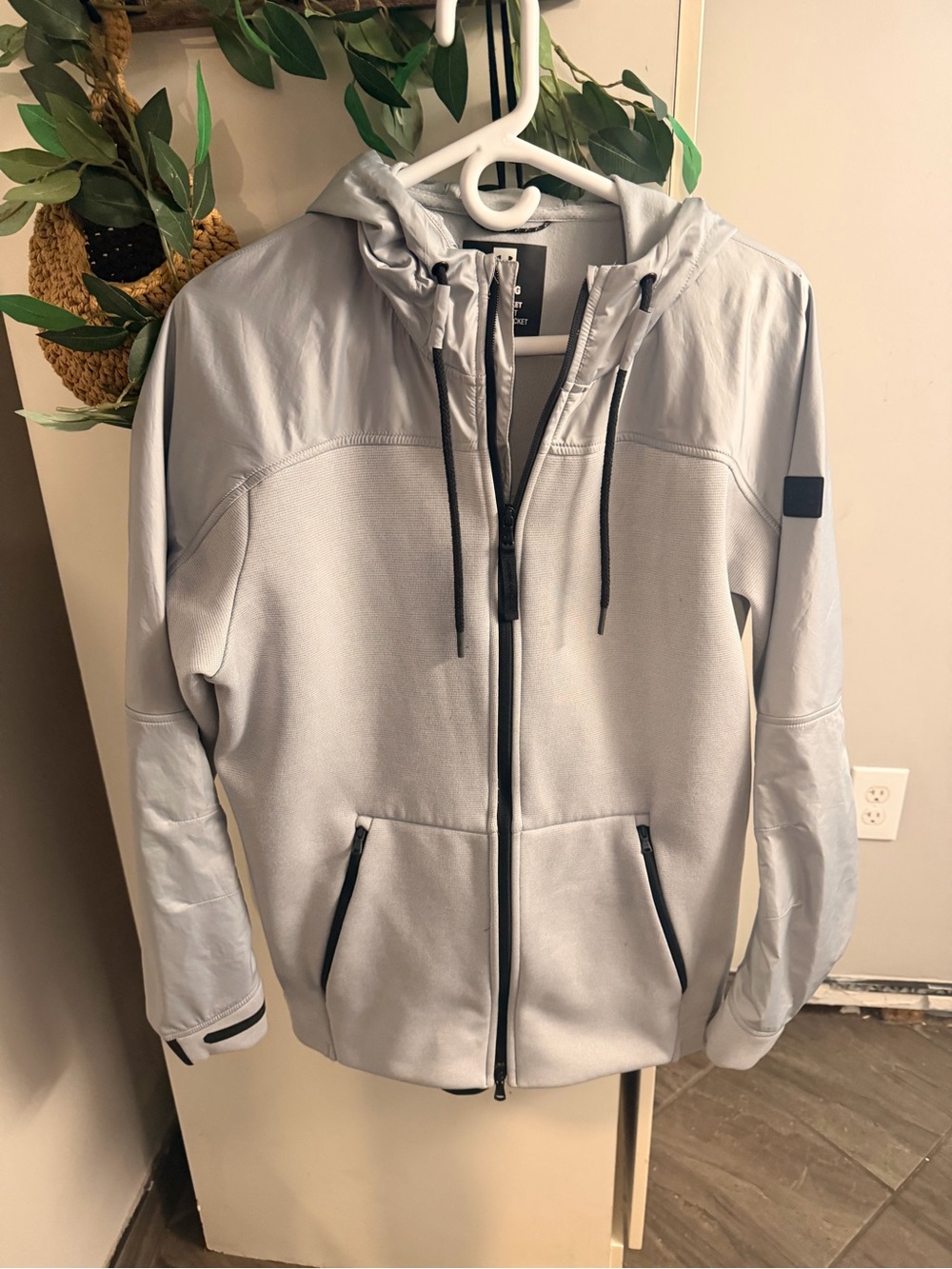 Under Armour Light Gray Hooded Zip-Front Jacket with Black Accents